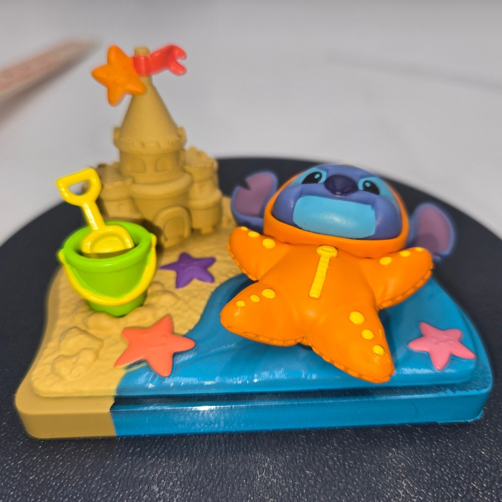 Disney Lilo & Stitch Beach Sandcastle Figurine Starfish Suit Toy Collectible - Picture 2 of 5